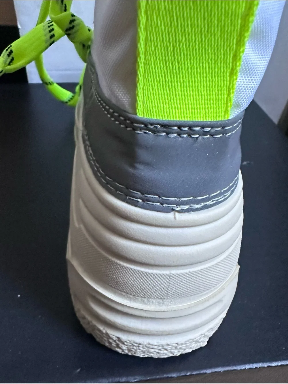 DSQUARED2  Neon Yellow & White Waterproof Snow Boots